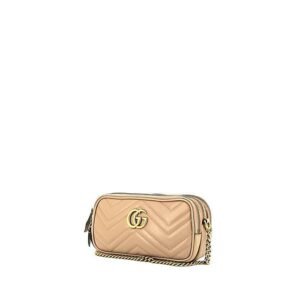 Gucci GG Marmont Camera shoulder bag in beige chevron quilted leather