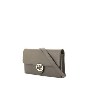 Gucci Interlocking G shoulder bag in grey grained leather