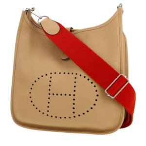 Hermès Evelyne III shoulder bag in beige togo leather