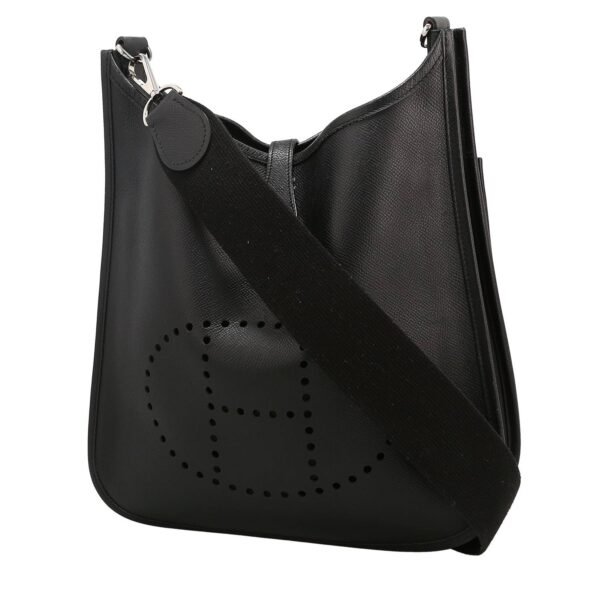Hermès Evelyne shoulder bag in black epsom leather