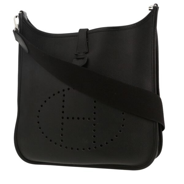 Hermès Evelyne shoulder bag in black epsom leather