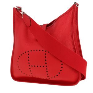 Hermès Evelyne shoulder bag in red togo leather