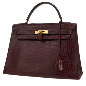 Hermès Kelly 32 cm handbag in burgundy crocodile