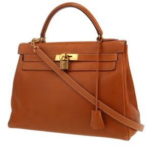 Hermès Kelly 32 cm handbag in gold Courchevel leather