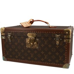 Louis Vuitton Boîte à Pharmacie vanity case in brown monogram canvas