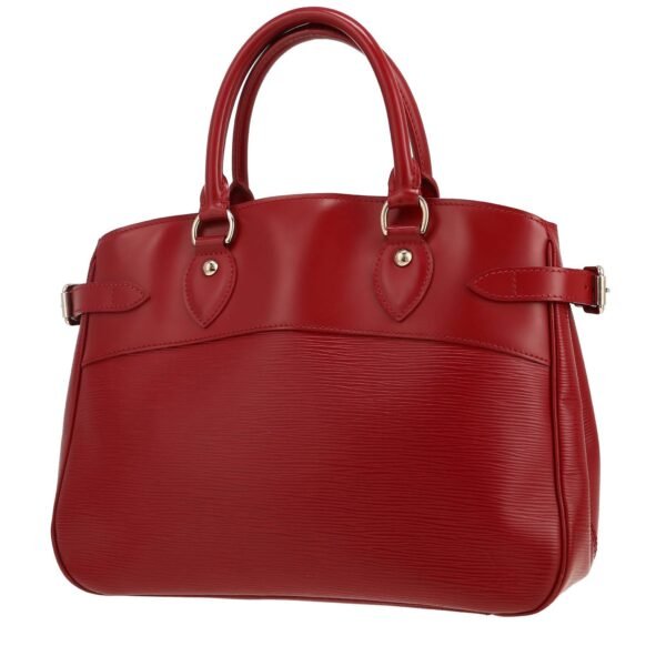 Louis Vuitton Passy handbag in red epi leather