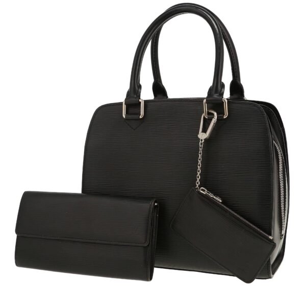 Louis Vuitton Pont Neuf handbag in black epi leather