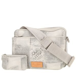 Louis Vuitton Trio Messenger shoulder bag damier canvas Salt and grey leather