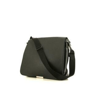 Louis Vuitton Viktor shoulder bag in anthracite grey taiga leather and grey canvas