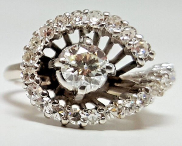Pre-Owned 1950's DIAMOND White-GOLD Ring - R9537